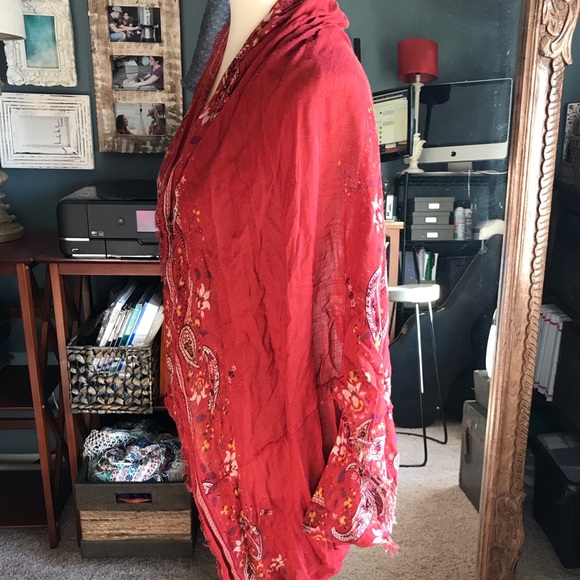 2 for $12: AMERICAN EAGLE: wrap/scarf/Shawl - Picture 3 of 5